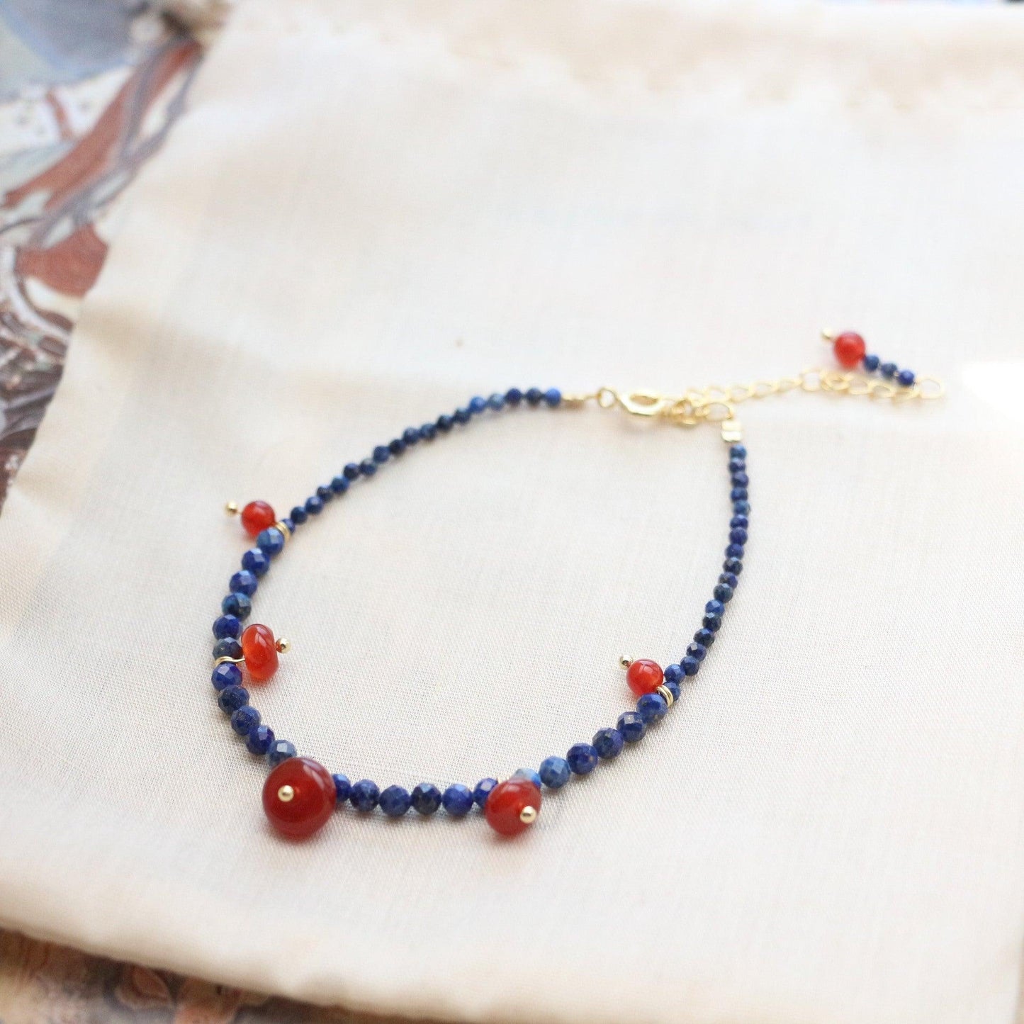 Vintage Red Agate & Yellow Crystal Beaded Ring – New Chinese Dunhuang Style Lapis Lazuli Bracelet Collection