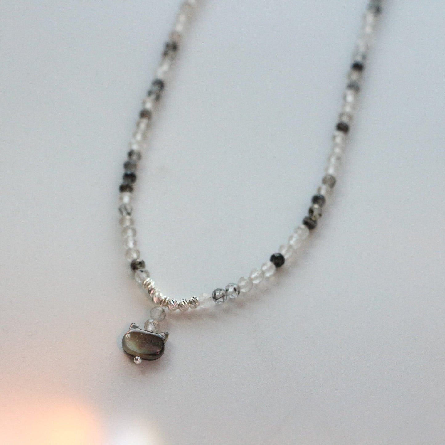 Vintage-Inspired Black Tourmaline Bead Necklace with Shell Cat Pendant – Natural Stone Choker Chain