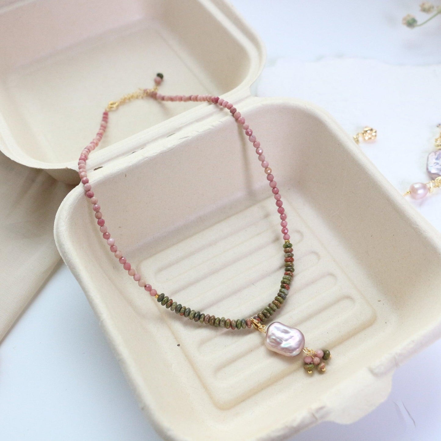 New Pearl Natural Stone Red Agate New Chinese Style Pink Pendant Short Necklace Creative Handmade Beaded Neck Chain