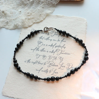 Handmade Beaded Black Agate Choker Necklace – Creative & Trendy Design