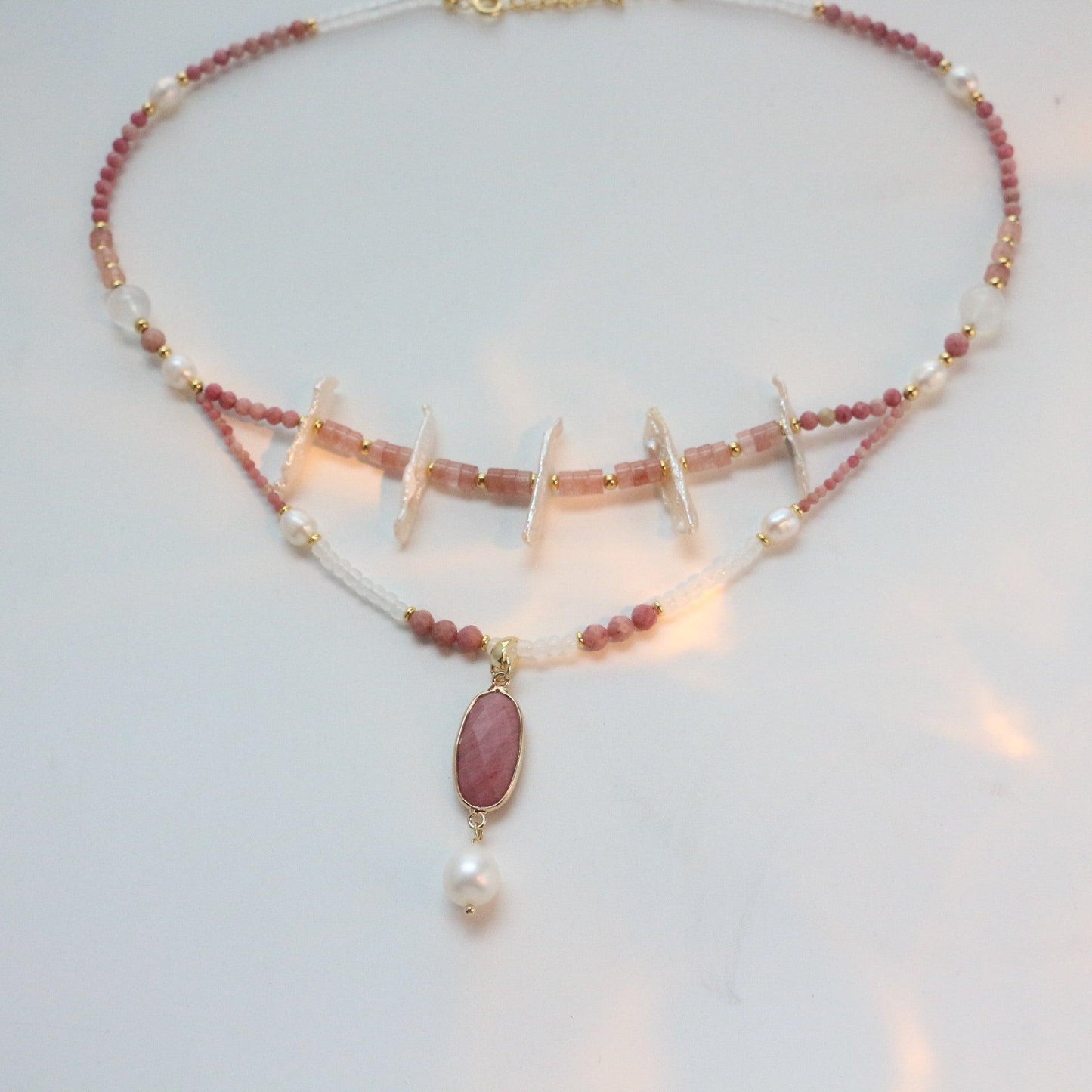 Vintage Strawberry Quartz White Agate Red Veined Stone Beaded Pendant Double Layer Freshwater Pearl Necklace