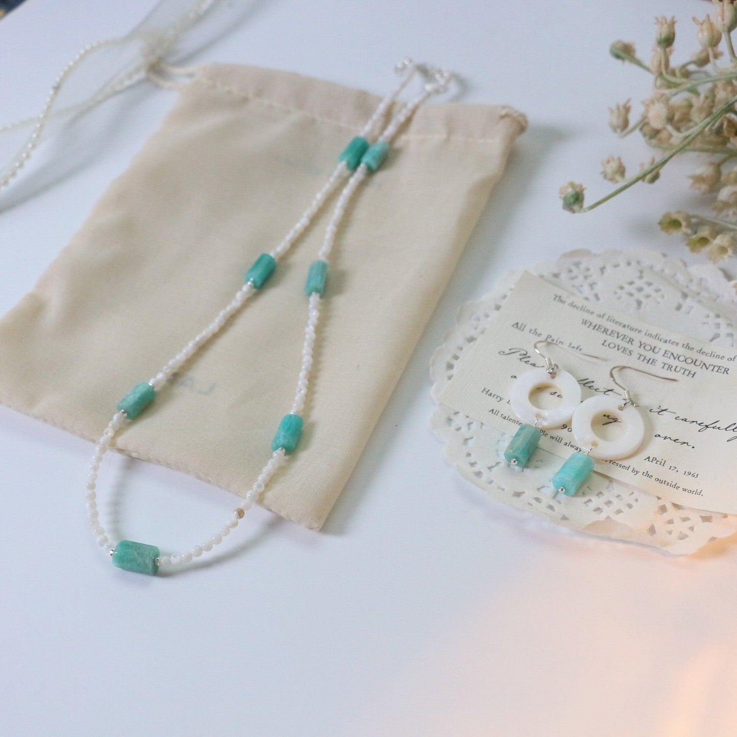 Vintage Aqua Green Amazonite Shell Bead Necklace