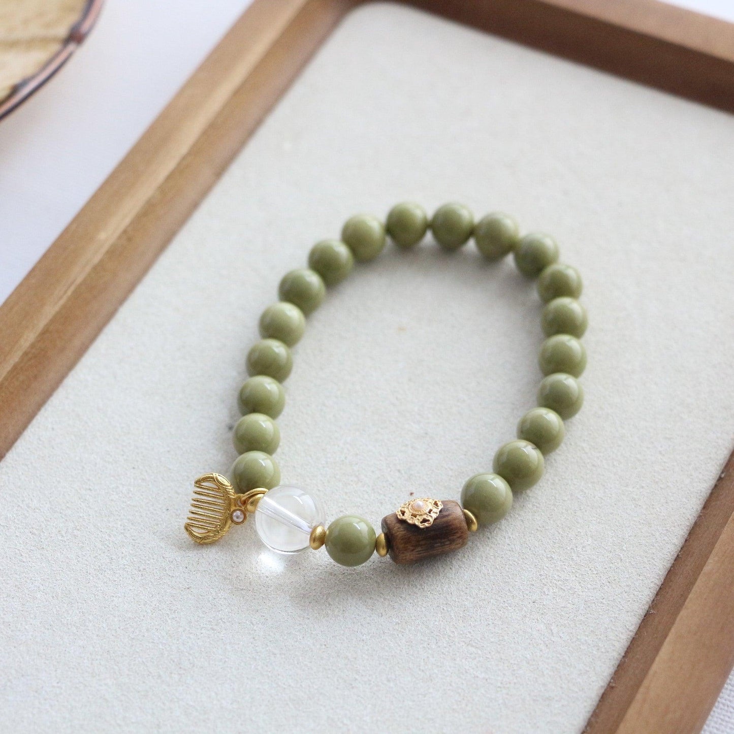 New Chinese Style Natural Alashan Bracelet - Gold Plated Copper Comb, White Crystal, Avocado Green Round Bead Bracelet, Agarwood Bracelet