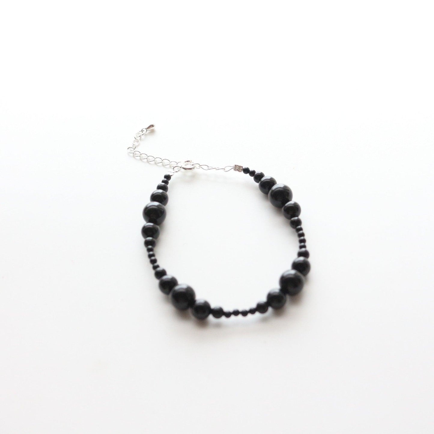 Handmade Beaded Black Agate Choker Necklace – Creative & Trendy Design