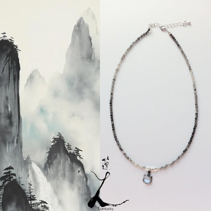 Vintage-Inspired Black Tourmaline Bead Necklace with Shell Cat Pendant – Natural Stone Choker Chain